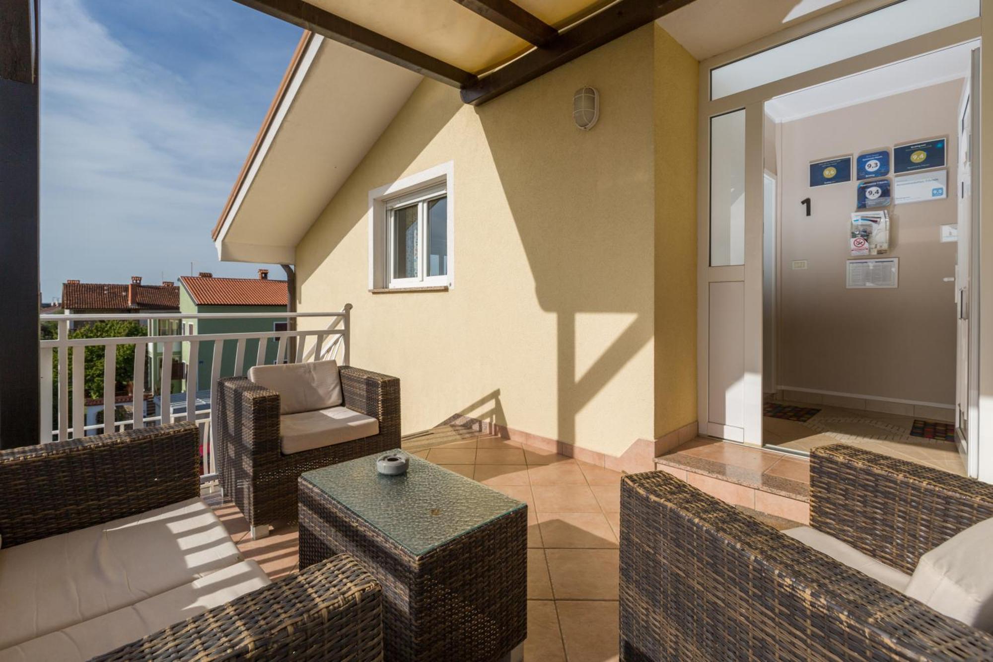 Trbovic Apartments Peaceful Stay With Free Parking, Pet-Friendly, And Bike Storage In Umag Eksteriør billede